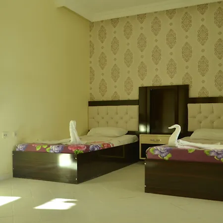 Hotel Midnight Sun 3*